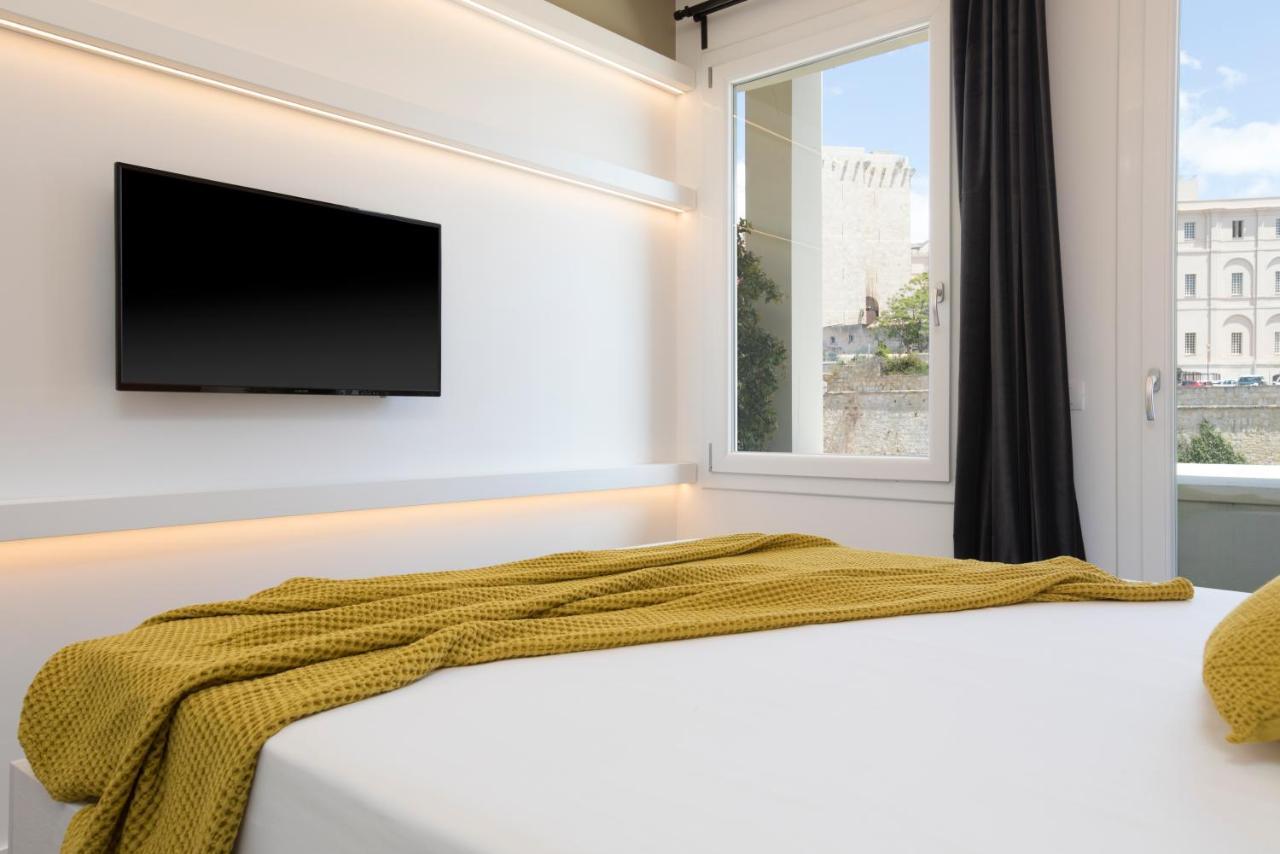 Vista Suites - Piazza Yenne Cagliari Exterior foto